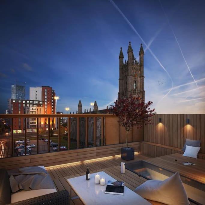 Luxury New Built Split-Level Flat With Rooftop Gardens Access Manchester Kültér fotó